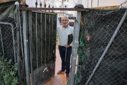 Detenido por poner un candado en una solar de la calle Manacor para evitar que entraran okupas