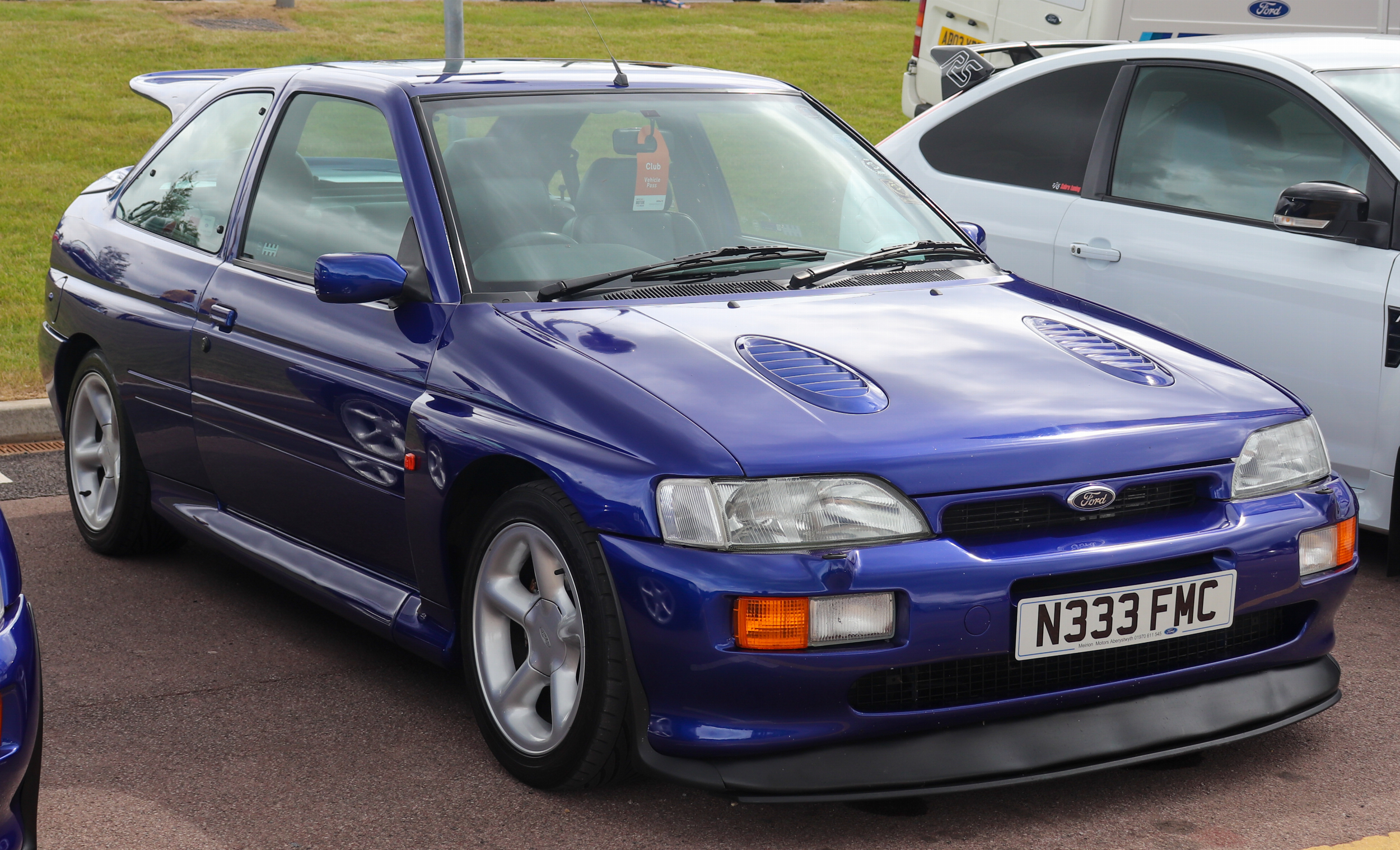1996_Ford_Escort_RS_Cosworth_2.0_Front.jpg