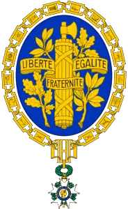 800px-Coat_of_arms_of_the_French_Republic.svg_-184x300.png