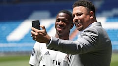 Ronaldo y VInicius, durante la presentación del último con el Madrid.