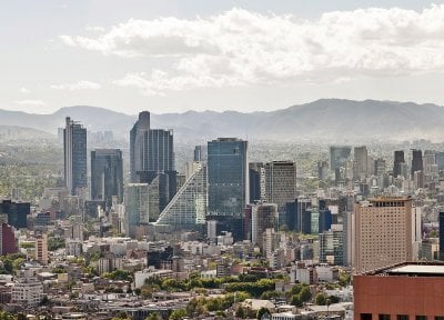 1200px-Ciudad.de.Mexico.City.-_Paseo.Reforma.Skyline_CDMX_2016_(cropped).jpg