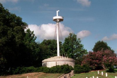 monumento-en-cementerio-Arlington maine.jpg