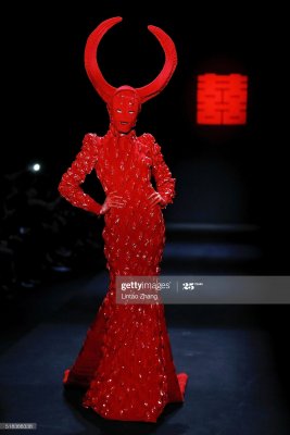 Mercedes Benz China Fashion Week A W 2016 2017 d.jpg