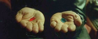 La pastilla roja y la pastilla azul en la película Matrix. Tú eliges.jpg