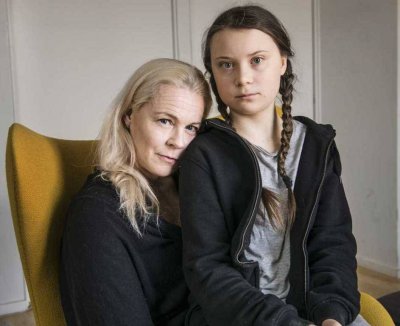 Malena-Ernman-y-Greta-Thunberg-Foto-Especial.jpeg