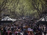 Foto: Vista de una calle de Barcelona. (EFE/Toni Albir)