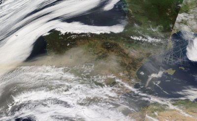 Chemtrails vista satélite España (2024) (02).jpg