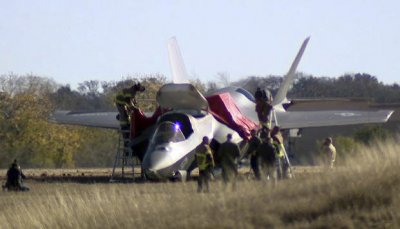 F-35 Crashes on Runway in North Texas, Forcing Pilot to Eject | Military.com