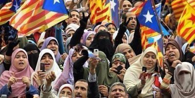 pagapensiones-fieles a la religión del amor-nacionalidad-catalana.jpg