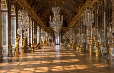 Chateau-de-Versailles-Galerie-des-Glaces-630x405-C-EPV-Thomas-GARNIER.jpg