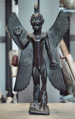 Baphomet (Lucifer, figura Sumeria) 04 - Medellín entregará el ‘Cristo de la Esperanza’ al papa...jpg