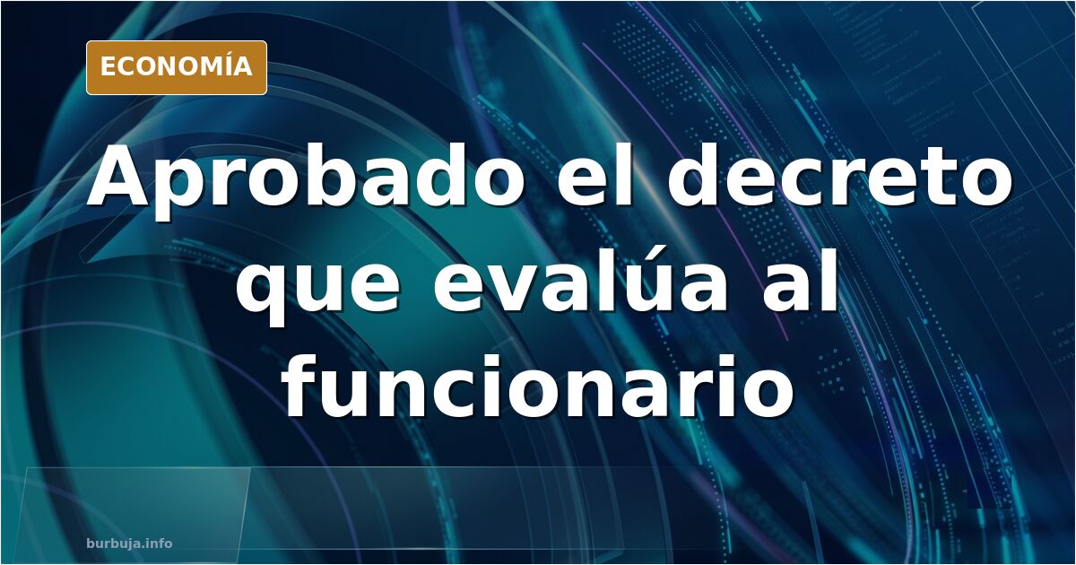 Mesa de una oficina pública con montones de expedientes y un formulario de evaluación del desempeño encima