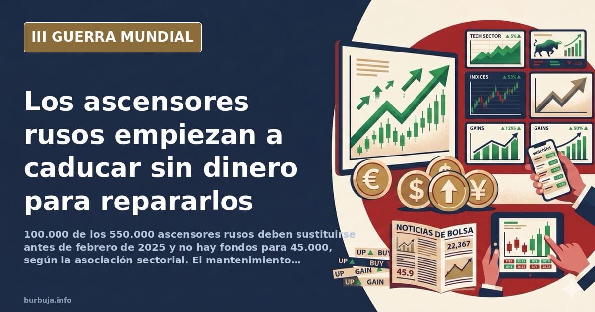 Bloques de viviendas soviéticos de gran altura con ascensores en desuso y andamios de mantenimiento en una ciudad rusa