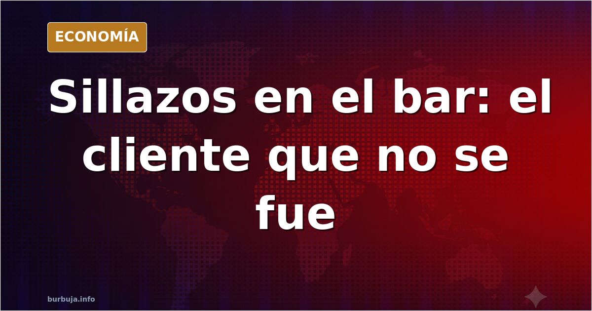 Interior de un bar de barrio con sillas y bandejas desordenadas tras una discusión entre el dueño y un cliente