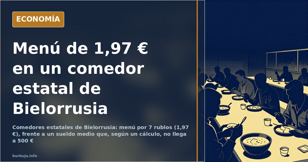 Bandeja de comedor estatal con caldo, puré de patatas y una albóndiga en una cantina colectiva de Bielorrusia