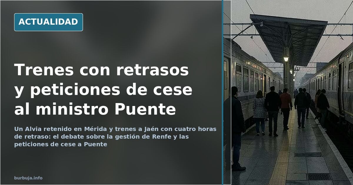 Andén de Cercanías con viajeros esperando y panel de salidas marcando retrasos bajo un cielo de calor