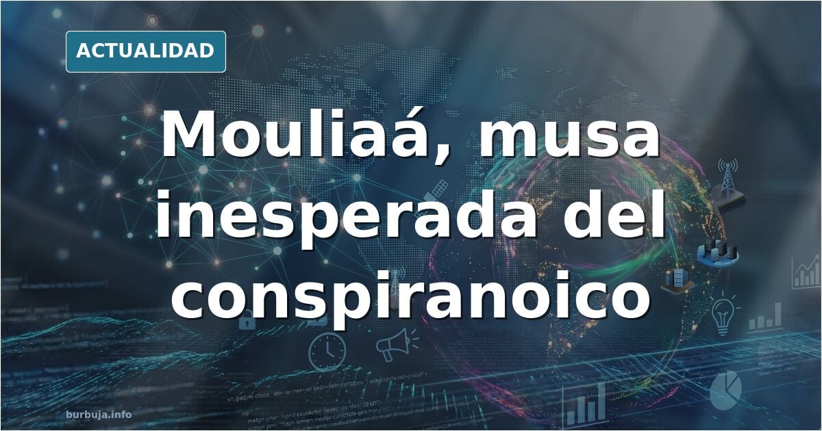 Elisa Mouliaá en una imagen de archivo, con gesto serio, durante una intervención pública