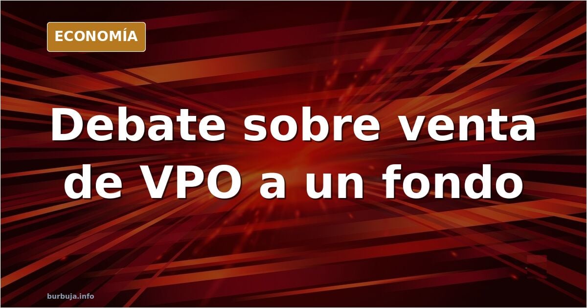 Edificio de viviendas de protección oficial en Madrid con cartel de venta y grúa de fondo