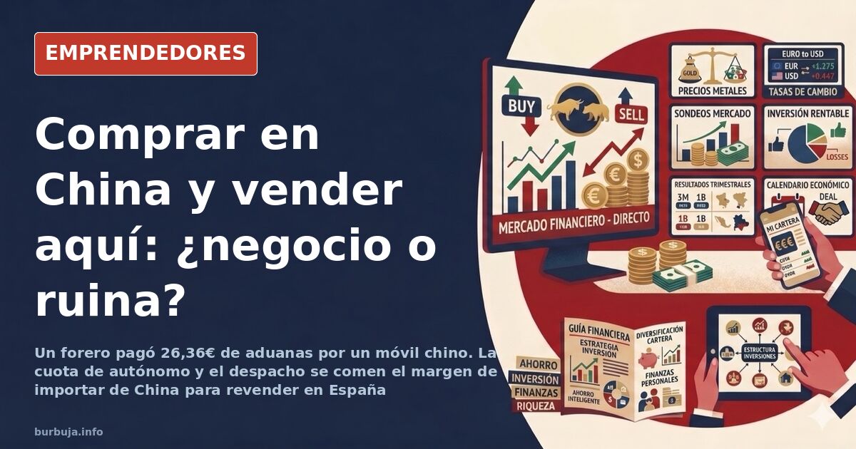 Cajas y paquetes de importación de China apilados en una oficina aduanera esperando el despacho