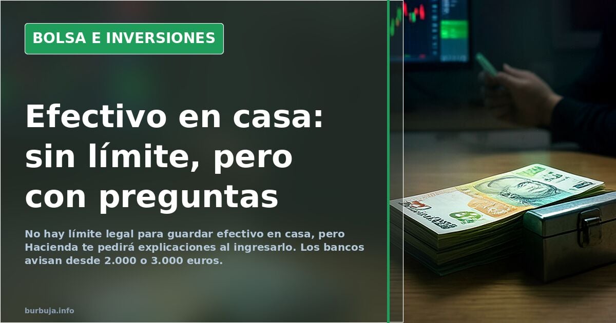 Billetes de euro apilados junto a una libreta de ahorros y una calculadora sobre una mesa oscura