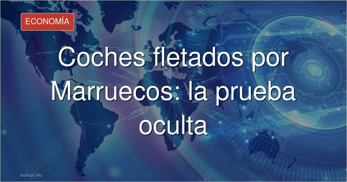Imagen de archivo de la frontera de Ceuta con Marruecos, donde se aprecian vehículos en la zona de paso
