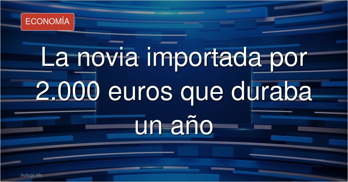 Maleta abierta con billetes de avión y fajos de euros sobre una mesa, símbolo del turismo afectivo de los años 2000