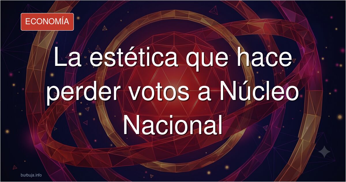 Grupo de personas vestidas de negro con capucha en una concentración urbana que evoca la estética de Núcleo Nacional