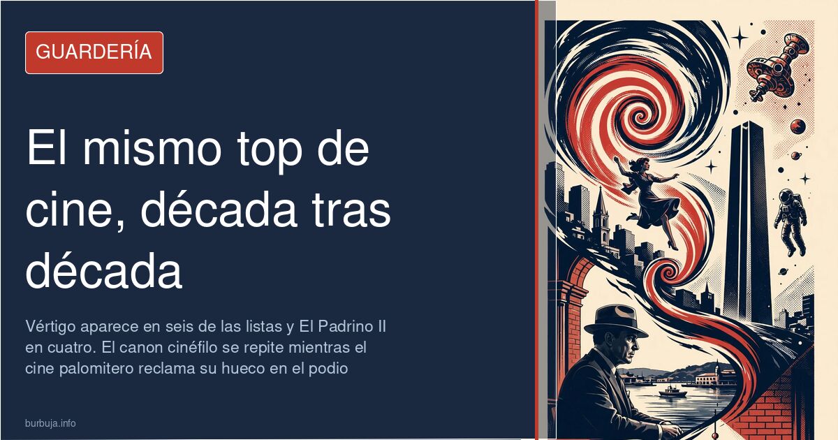 Sala de cine en penumbra con butacas rojas y una pantalla que proyecta una lista con las mejores películas de la historia