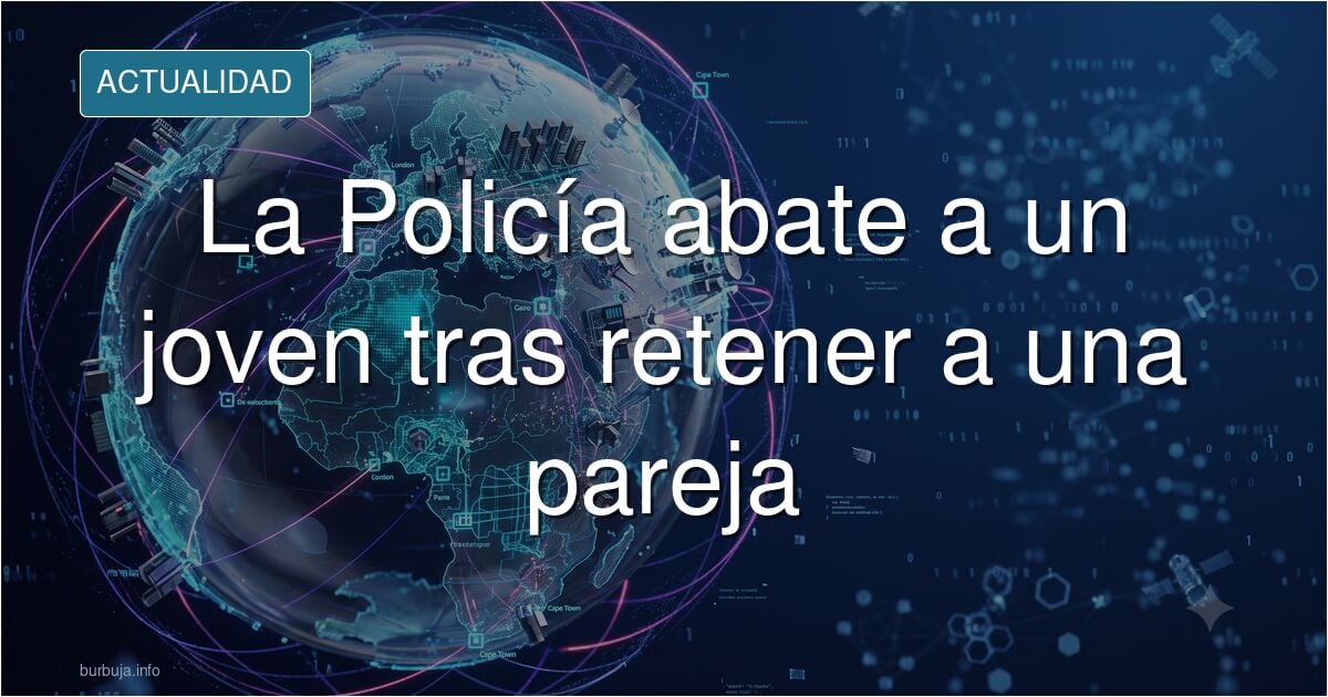 Agentes de la Policía Municipal de Madrid junto a un coche patrulla durante el dispositivo del suceso en Madrid