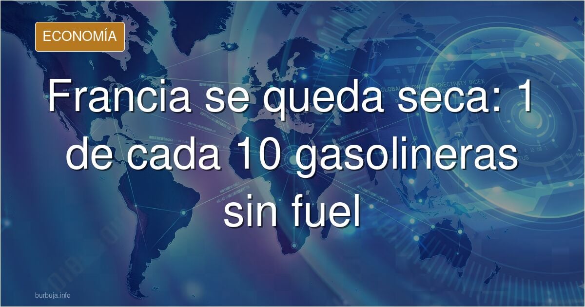 Surtidores de gasolinera francesa precintados con cola de coches esperando diésel