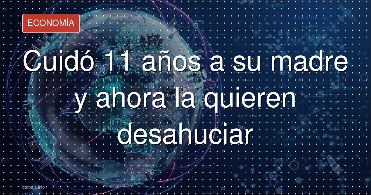 Manos de una mujer mayor siendo sostenidas por manos jóvenes en un ambiente doméstico cálido, simbolizando el cuidado familia