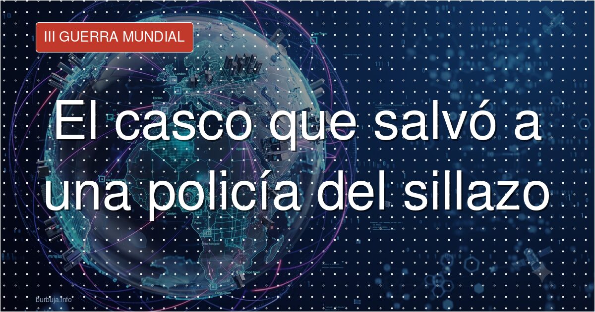 Policía golpeada con una silla por la espalda