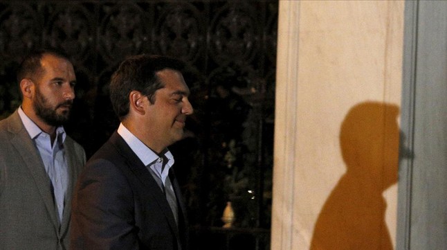 abaquerogreek-prime-minister-alexis-tsipras-arrives-at150821114034-1440150173632.jpg