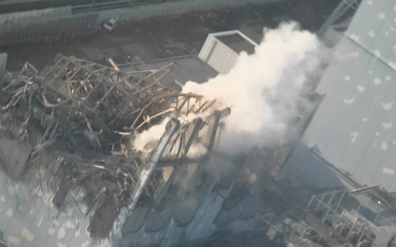 NRA-suggests-Tepco-to-give-up-removing-molten-fuel-from-Fukushima-plant-800x500_c.jpg