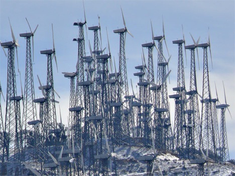 tehachapi-wind-turbines-p1.jpg