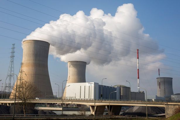 PAY—The-nuclear-power-plant-in-Tihange-Belgium.jpg