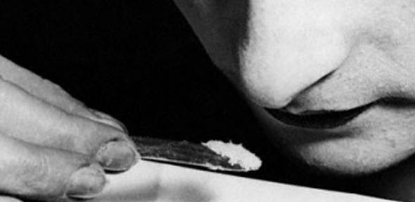 1920s-a-close-up-of-a-young-woman-snorting-cocaine-during-the-1920s.jpg