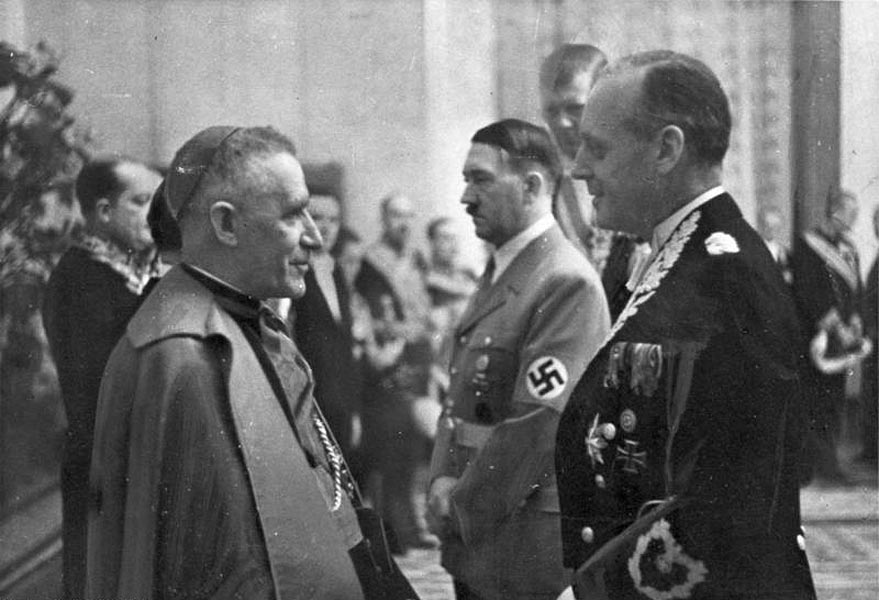 Orsenigo-Hitler-Ribbentrop.jpg