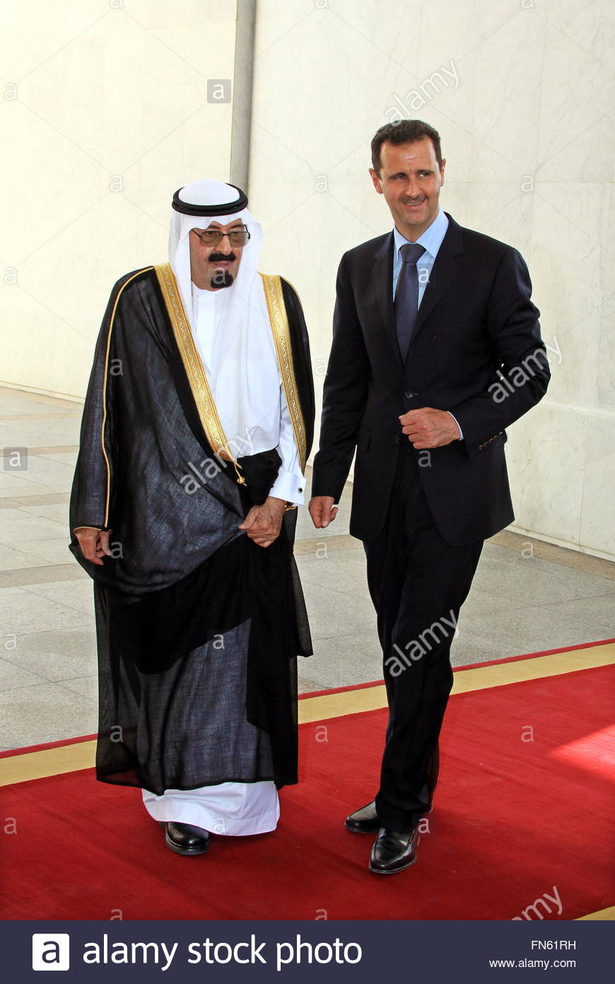 syrian-president-bashar-assad-r-walks-with-saudi-king-abdullah-bin-FN61RH.jpg